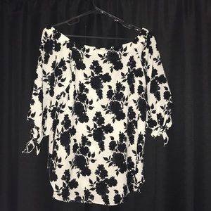 Off the shoulder Stitch Fix black & white blouse
